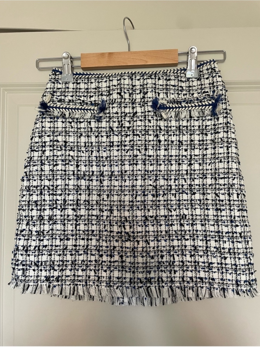 H&M Classic Tweed Mini Skirt in Navy and White